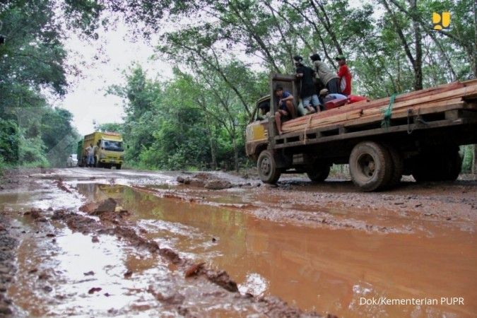 Kementerian PUPR berikan bantuan perbaikan jalan di Kabupaten Ogan Komering Ulu