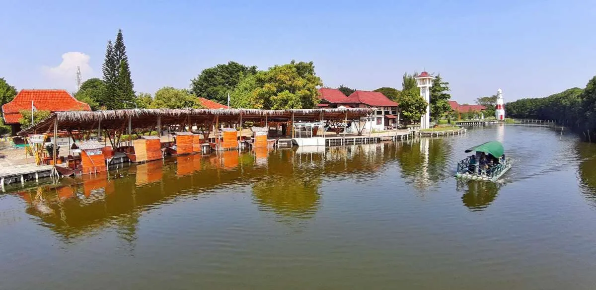 Penantian Panjang Akhirnya Datang Juga! Potensi Hujan Rintik Sejumlah Kota di Jateng