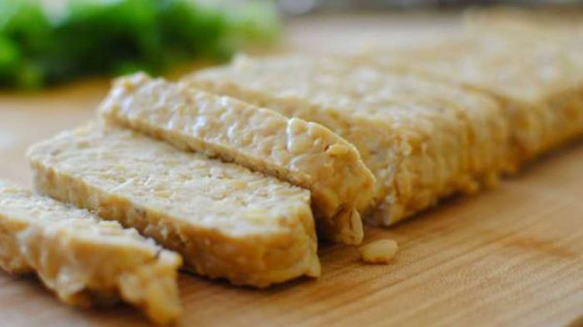 Harga Kedelai Semakin Mahal, Ukuran Tempe Kian Tipis