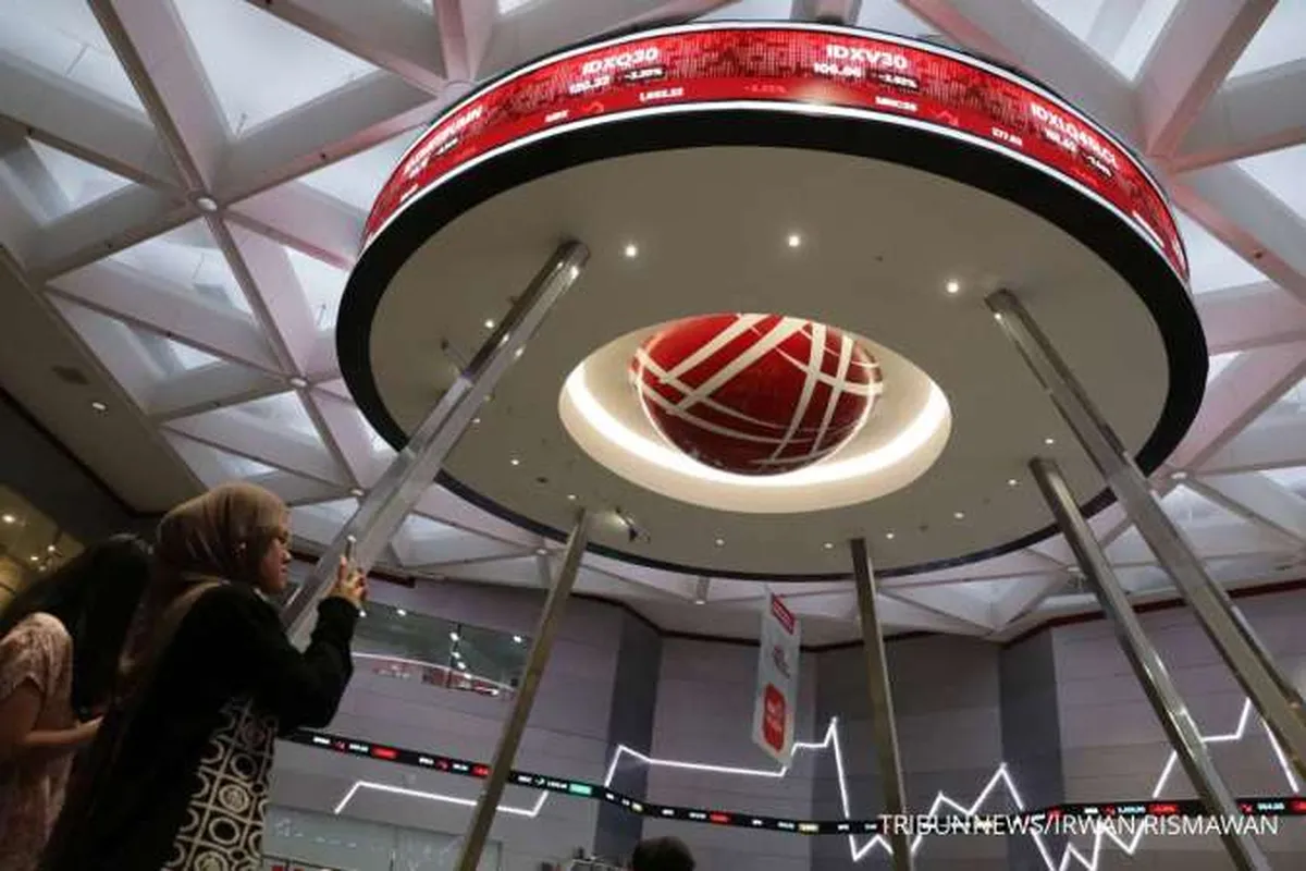 Sempat Anjlok 3,95%, Begini Proyeksi IHSG, Senin (24/3)