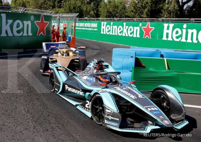 Motor racing-Indonesia delays Formula E race due to coronavirus concerns