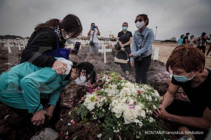 Kematian akibat COVID-19 tembus 100.000, Indonesia ukir tonggak sejarah suram