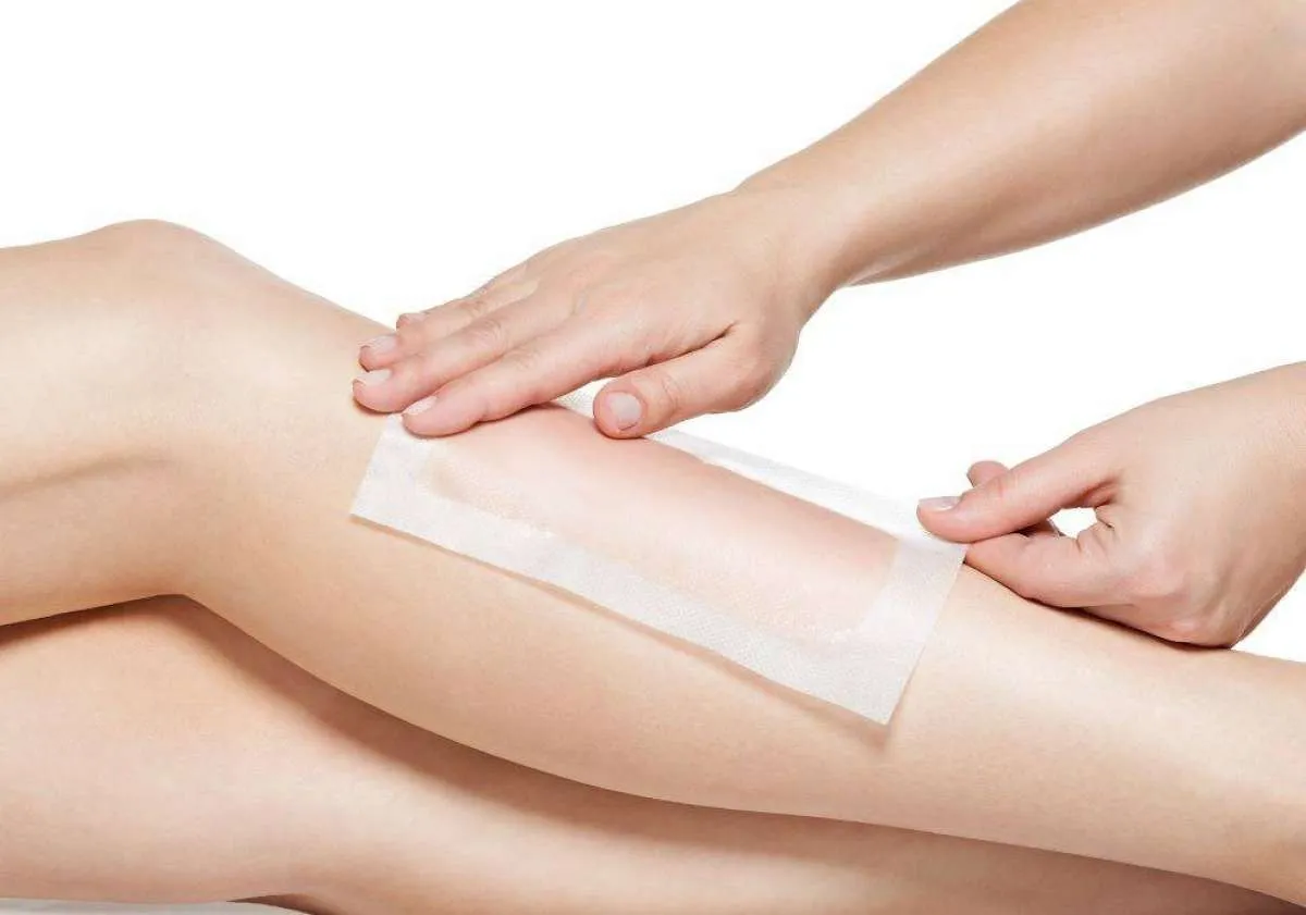 5 Efek Samping Waxing Untuk Kulit Selain Bikin Kemerahan dan Iritasi