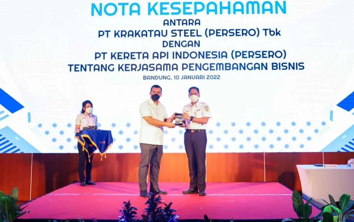 KAI dan Krakatau Steel Tanda Tangani MoU untuk Bersinergi dalam Pengembangan Logistik
