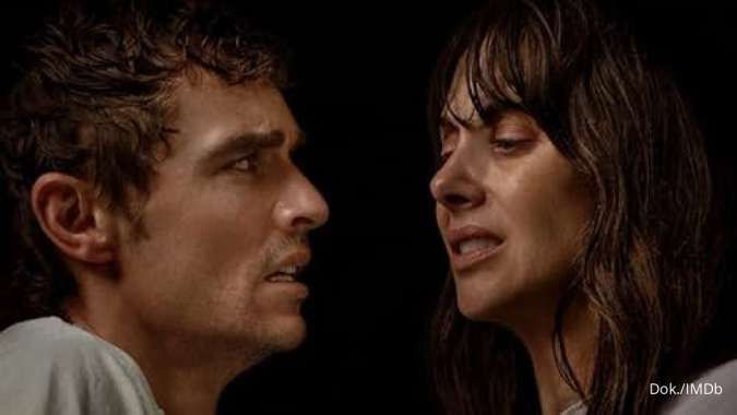 Sinopsis Together, Film Body Horor Terbaru Siap Tayang di Bioskop