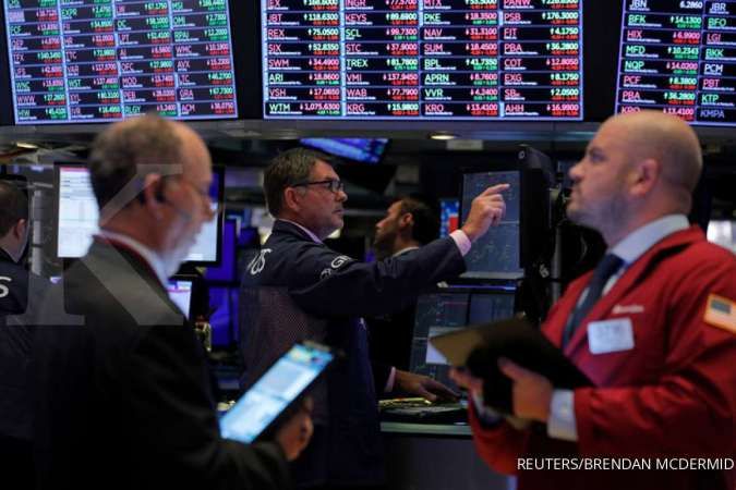 Wall Street kembali melemah, terseret cuitan Trump soal perang dagang