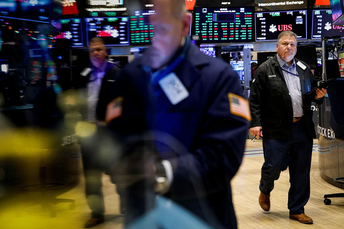 Wall Street Mixed, Dow Jones Melemah Imbas Laporan Pendapatan Bank yang Mengecewakan