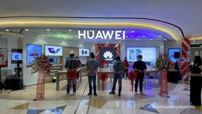 Buka Gerai Baru HES, Huawei Hadirkan Pengalaman Ekosistem Menyeluruh bagi Pelanggan