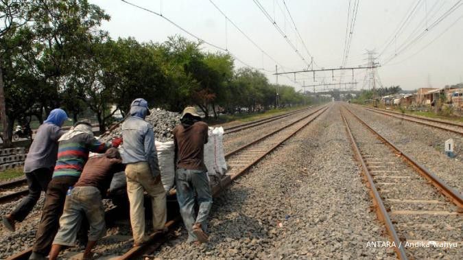 Jalur kereta api sumatera harus ada sebelum 2030