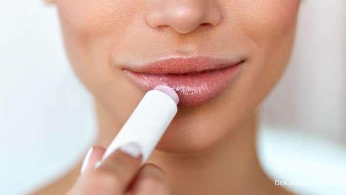 5 Manfaat Menggunakan Lip Serum yang Harus Anda Tahu