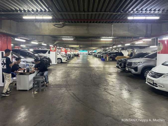 Penjualan Mobil Bekas Melejit 100%, Pedagang Sampai Rebutan Stok