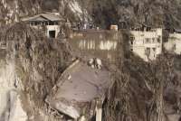 Kepala BNPB meninjau infrastruktur terdampak awan panas guguran Gunung Semeru