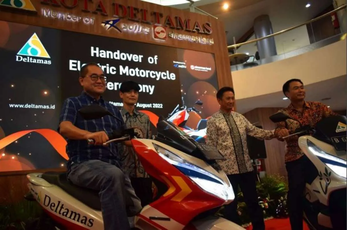 Kota Deltamas & GIIC Cikarang Gunakan Kendaraan Listrik untuk Operasional Perusahaan 