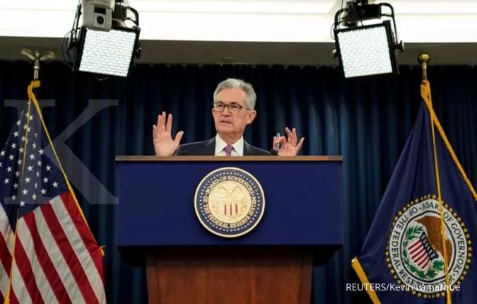 Fed pushes back on aggressive U.S. rate cut views