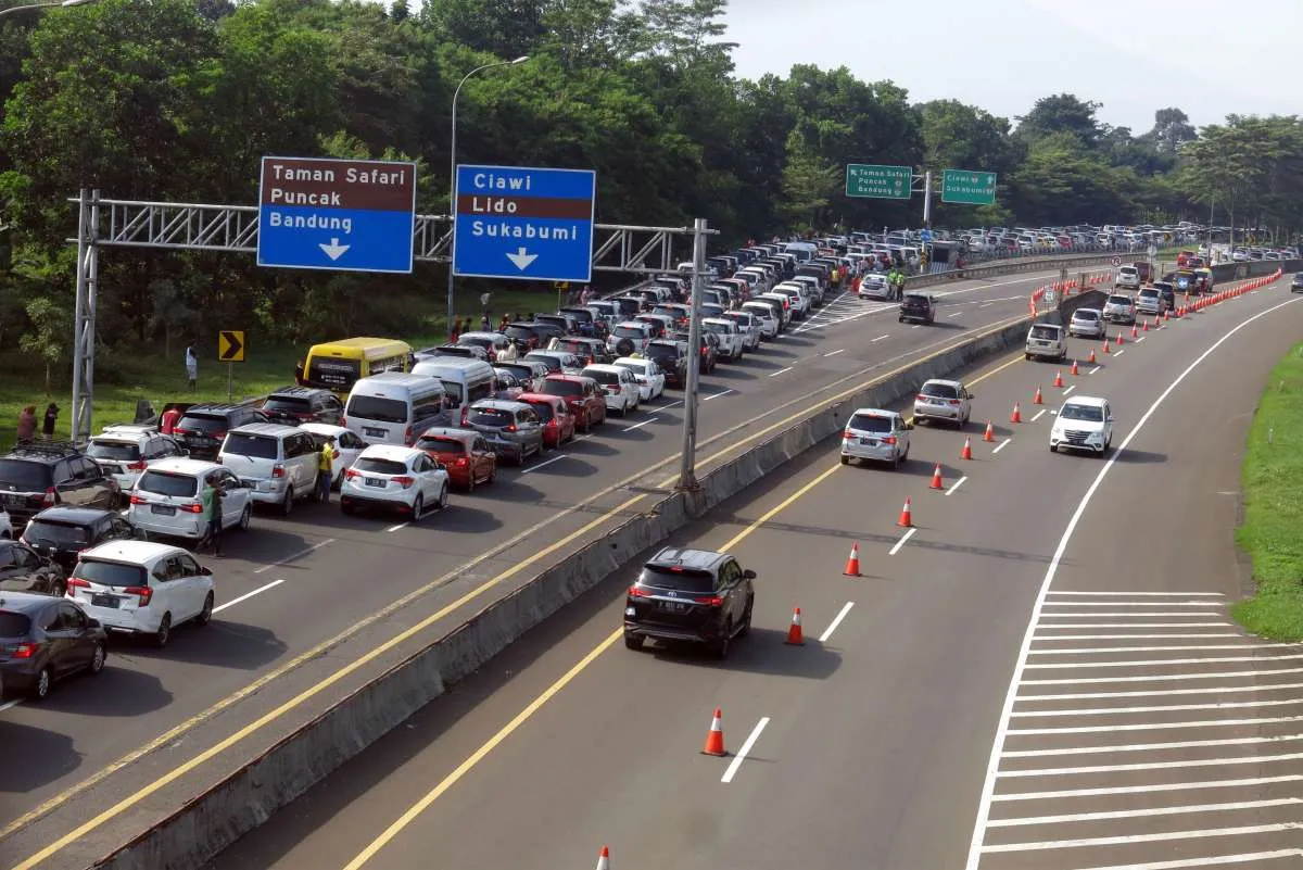 Jasa Marga Berlakukan Contraflow di Ruas Tol Jagorawi Arah Puncak