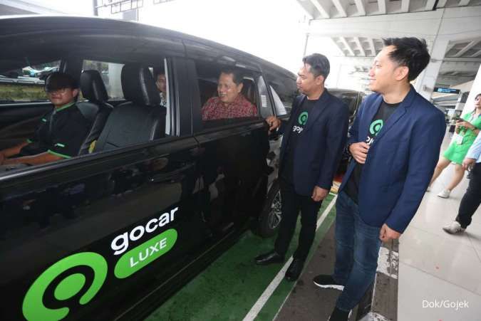 Gojek Luncurkan Layanan GoCar Luxe Di Terminal 3 Bandara Soekarno Hatta