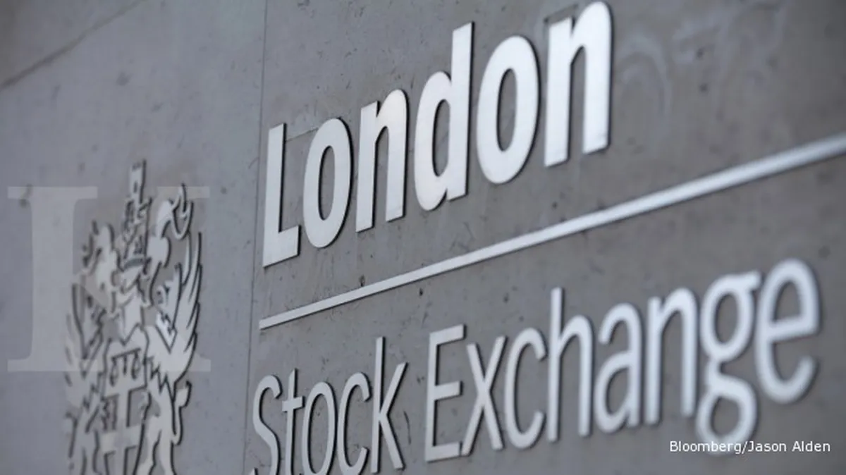 Jimmy Choo akan IPO di bursa London