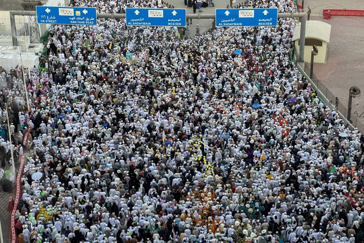 132.568 Jemaah Haji Indonesia Tinggalkan Mina Menuju Makkah untuk Nafar Awal