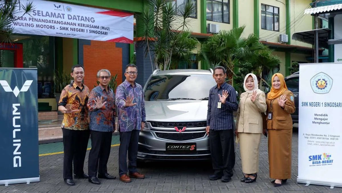 Wuling Bakti Pendidikan Menjalin Kerja Sama Dengan SMK Negeri 1 Singosari
