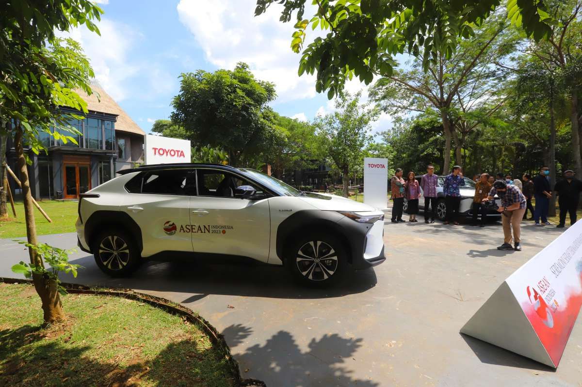 Mobil listrik Toyota bZ4X untuk ASEAN Summit 2023
