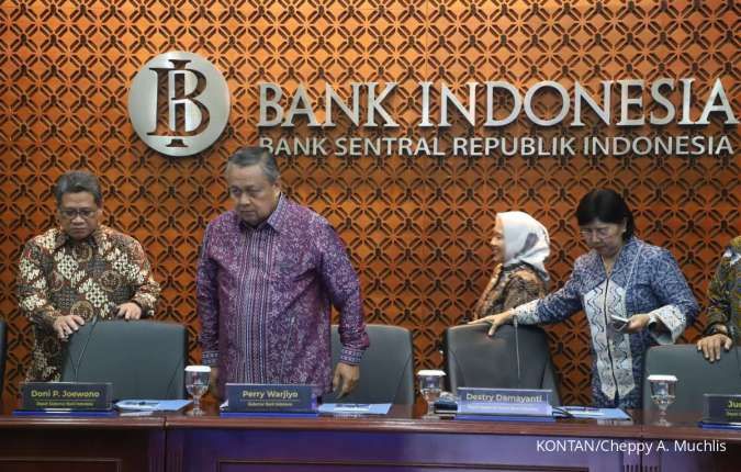 Lapor ke Jokowi, Bos BI Sebut Inflasi Indonesia Termasuk yang Terendah di Dunia