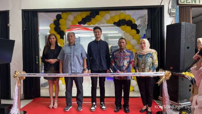 United E-Motor bersama Kalla Kars meresmikan showroom terbaru di Jakarta Selatan.