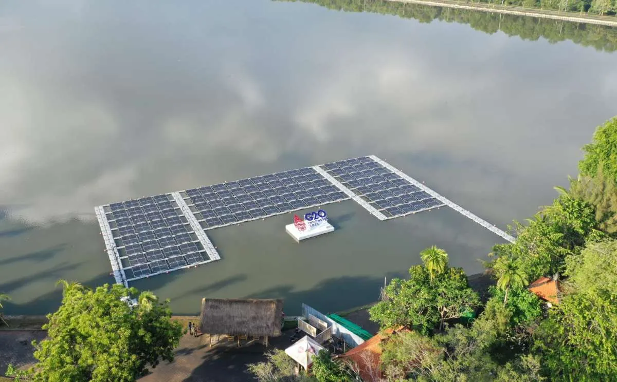PLN Batasi Pengembangan PLTS karena Hadapi Kelebihan Pasokan Listrik