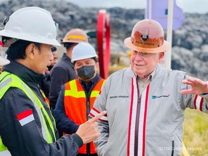 The Indonesian Government Plans to Extend the Contracts of Mining and Oil & Gas