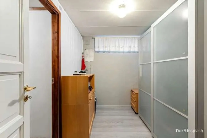 7 Cara Mudah Atur Ruangan Sempit Jadi Lebih Luas ala Penata Rumah Profesional