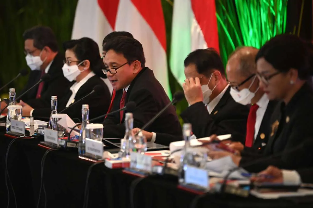 Temui Wapres, Ini yang Disampaikan Jajaran Dewan Komisioner OJK
