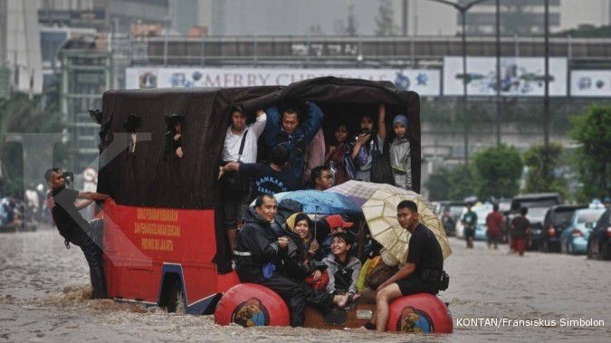 Dampak TB Simatupang banjir, Lenteng Agung macet