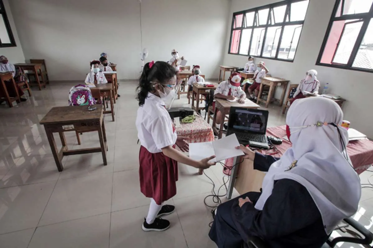 Orang Tua Masih Banyak yang Galau, Ketahui Lagi Aturan Baru Sekolah Tatap Muka