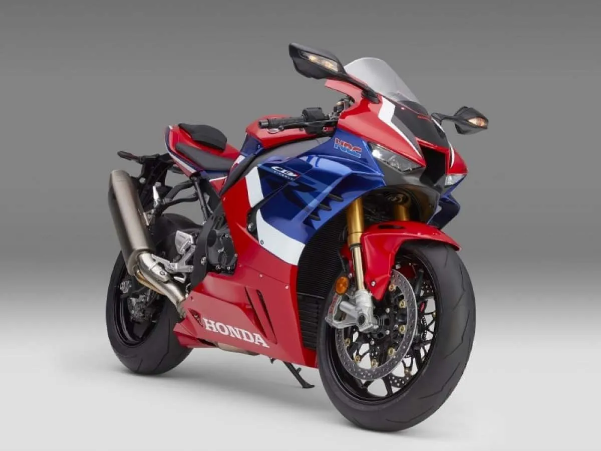 Berharga fantastis, Honda CBR1000RR-R Fireblade resmi mengaspal di Indonesia