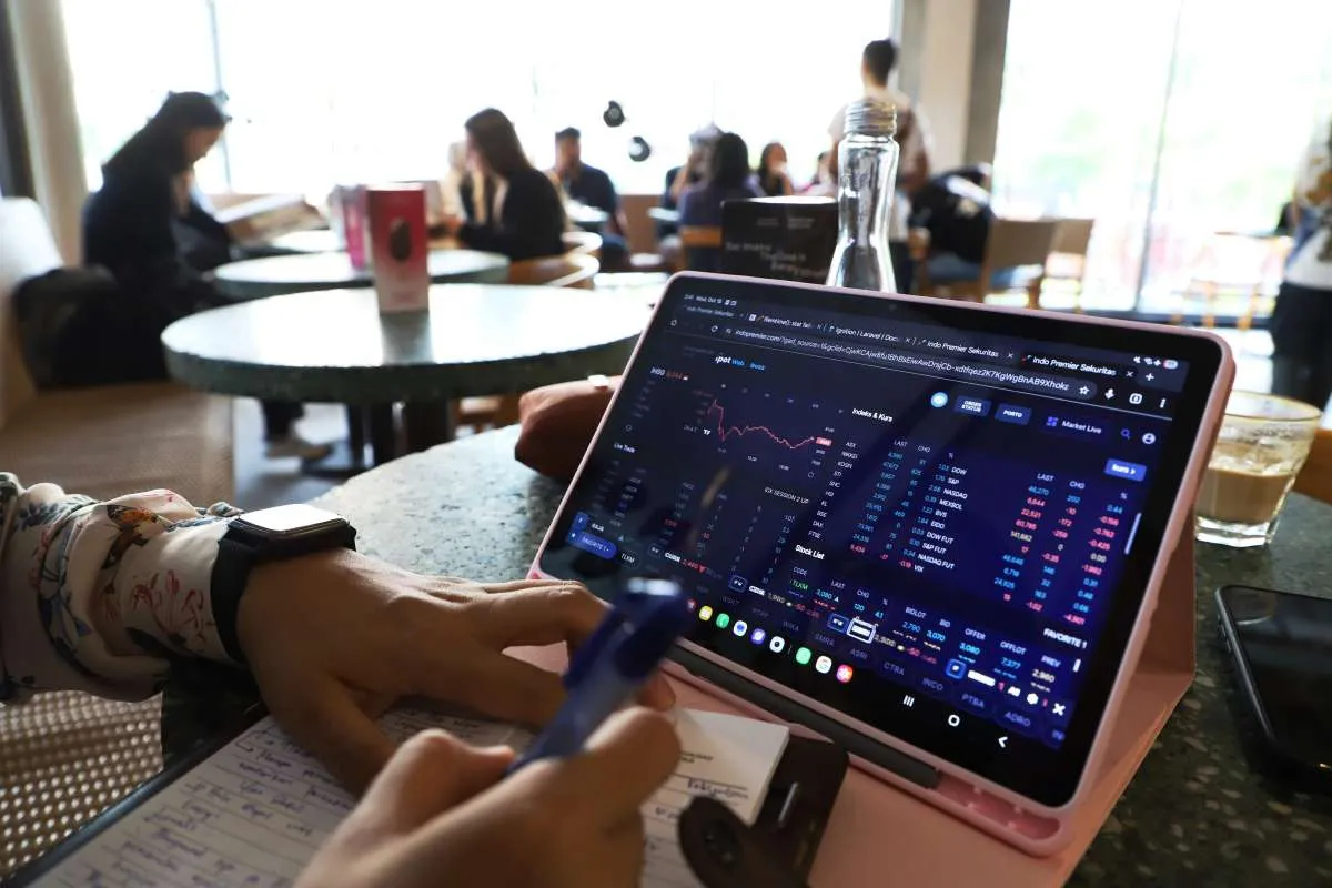 Asing Net Sell Jumbo Rp 1,40 Triliun, Cek Saham yang Banyak Dilepas, Rabu (15/10)