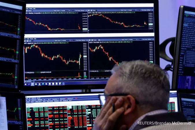 Stocks Rebound after S&P 500 Correction, Safe-Haven Gold Touches Record