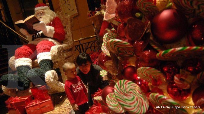 Jelang Natal, penjualan aksesori Natal meningkat