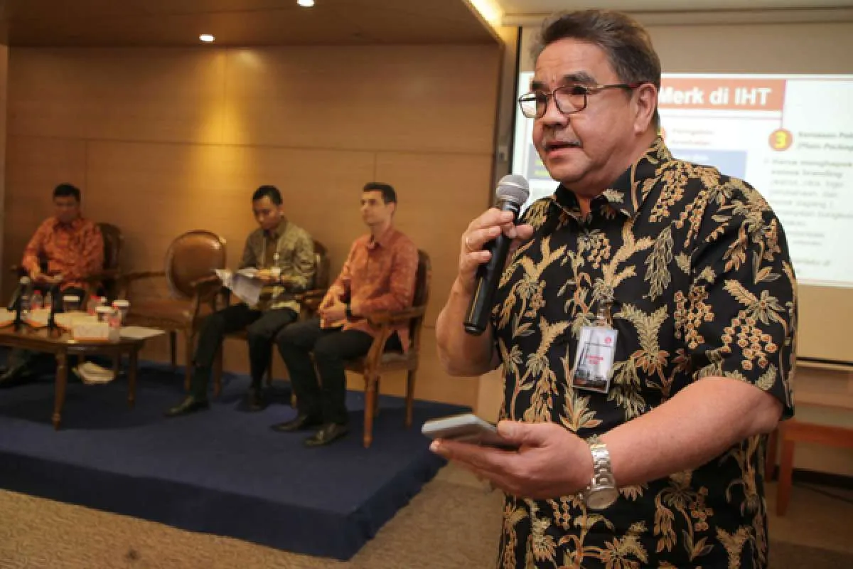 Para pelaku industri sampaikan kekhawatiran atas pembatasan merek dan kemasan 