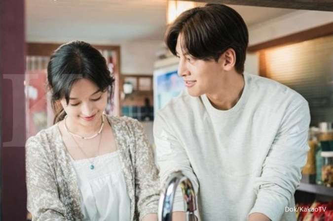 Dipasangkan di drama Korea terbaru genre romantis, Ji Chang Wook puji Kim Ji Won