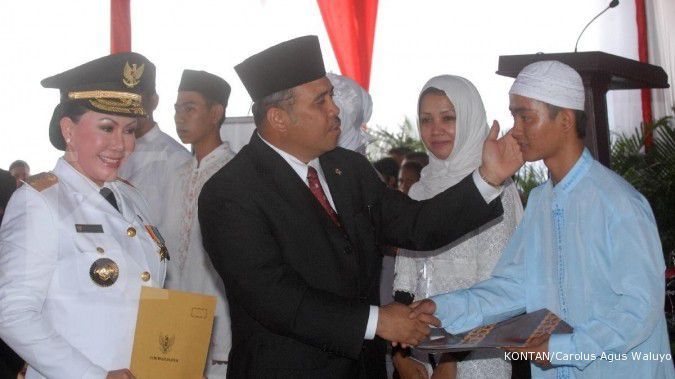 Mahasiswa Banten minta KPK usut Ratu Atut