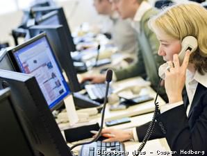 Tujuh Agen Penjual Global Bond Bersaing