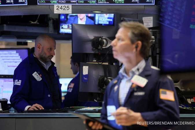 Wall Street Menguat Disokong Meredanya Kekhawatiran Terkait The Fed dan Default Rusia