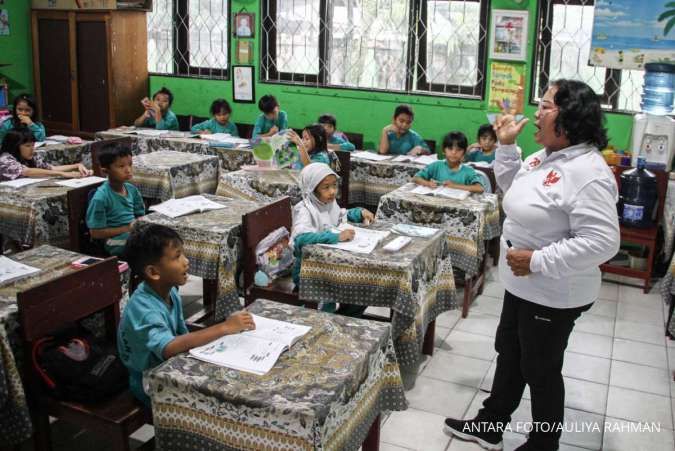 1,5 Juta Guru ASN Daerah Peroleh TPG 1x Gaji Pokok, Berapa Gaji Guru PPPK 2025?