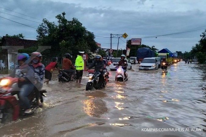 Peringatan Dini Cuaca Besok (19/1) Hujan Lebat, Provinsi Ini Siaga Waspada Bencana