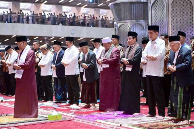 Presiden & Iriana Jokowi Tunaikan Salat Idul Fitri 1445 Hijriah di Masjid Istiqlal