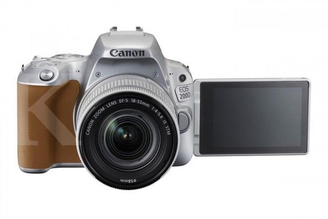 Canon luncurkan DSLR mungil EOS 200D