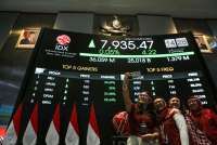 Gagal 8.000, IHSG Turun ke 7.898 pada Jumat (15/8) Meski Ada Net Buy Asing Tebal