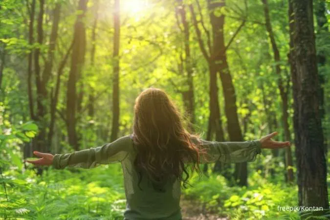 Sedang Stres? Mari Coba Forest Bathing Metode Healing ke Alam Ala Jepang