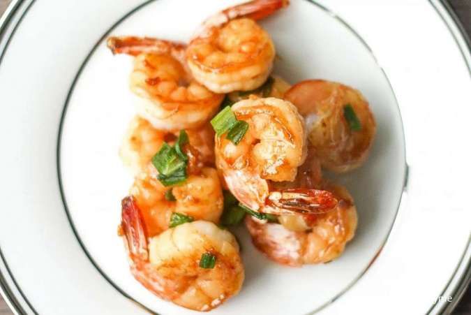 Resep Udang Saus Kecap Asin, Masakan Tionghoa yang Mudah Ditiru