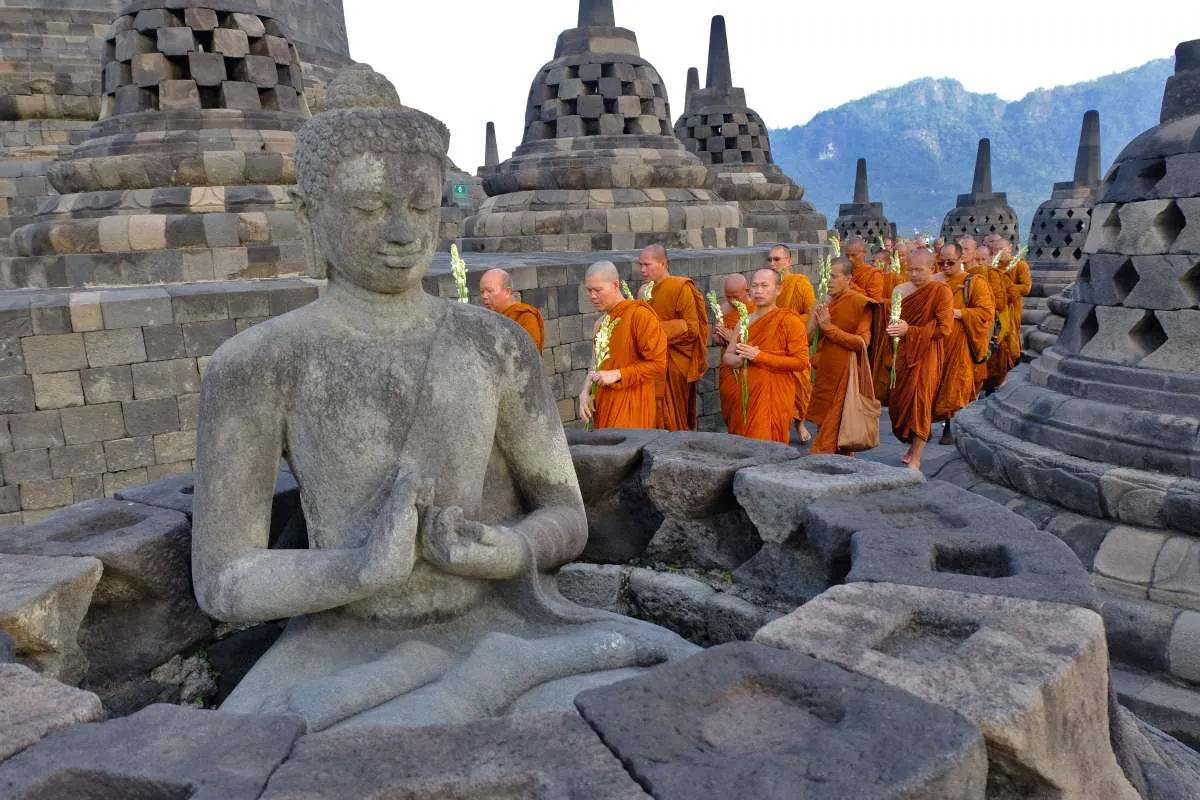Sambut  Hari Raya Waisak 2024, Ini Contoh Kata-kata Ucapan untuk Umat Buddha