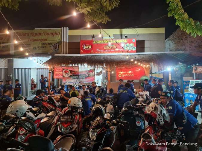 Bikin Multi Produk dan Siap Ekspor, Erna Sari Awali Bisnis Ayam Penyet dari Trotoar